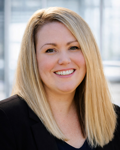 Emily Dennis Faculty